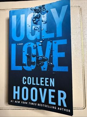 Ugly Love by Colleen Hoover